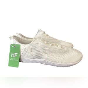 Hike Footwear Stride Size Women’s 9/9.5, Men’s 7/7.5 White